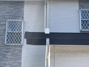 樋を15分で修理完了